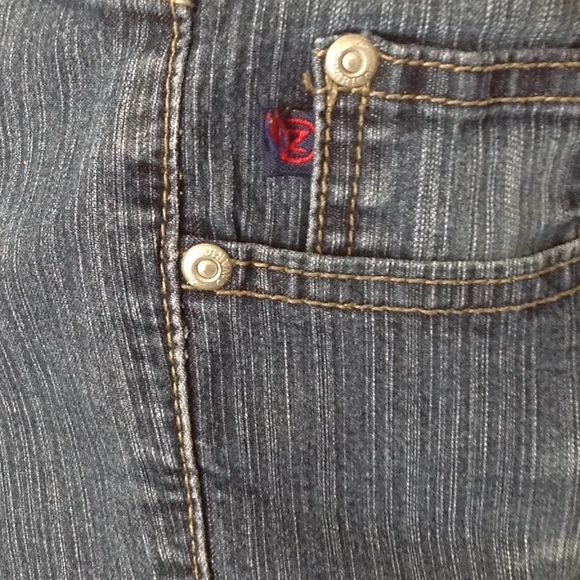 VTG Z. Cavaricci Cropped Jeans - Picture 5 of 10